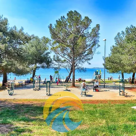 House Christian 1581 * Valbandon