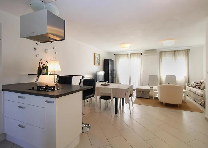 House Christian 1581 Tatil Evi