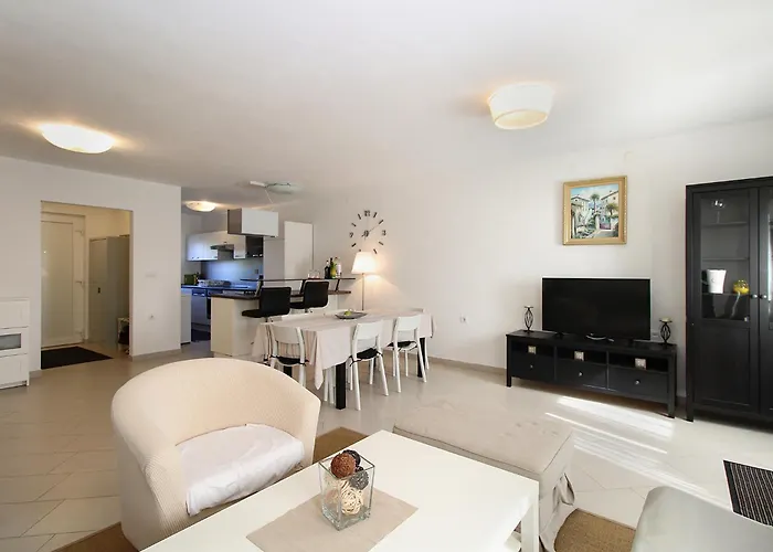 House Christian 1581 Tatil Evi Valbandon