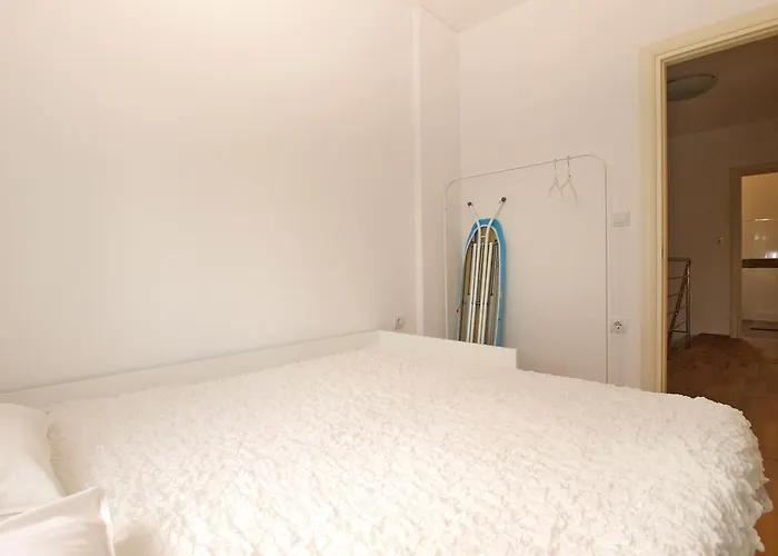 House Christian 1581 Tatil Evi Valbandon