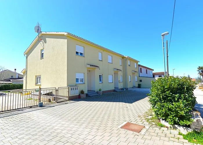 Σπίτι διακοπών House Christian 1581 Valbandon